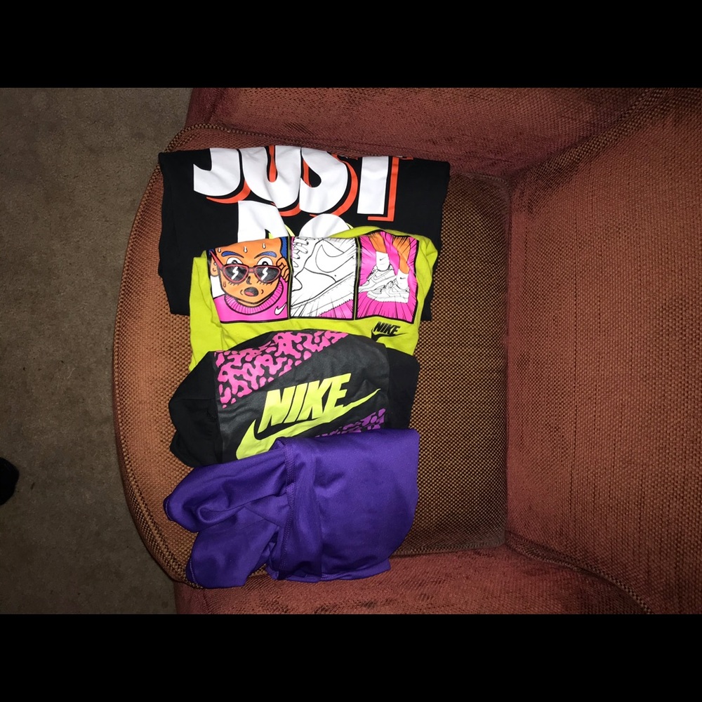 4 Nike Tee Shirts